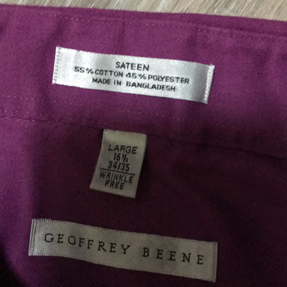 Like New Purple Men’s Geoffrey Beene Sateen Wrinkle Free Shirt - Picture 2 of 4